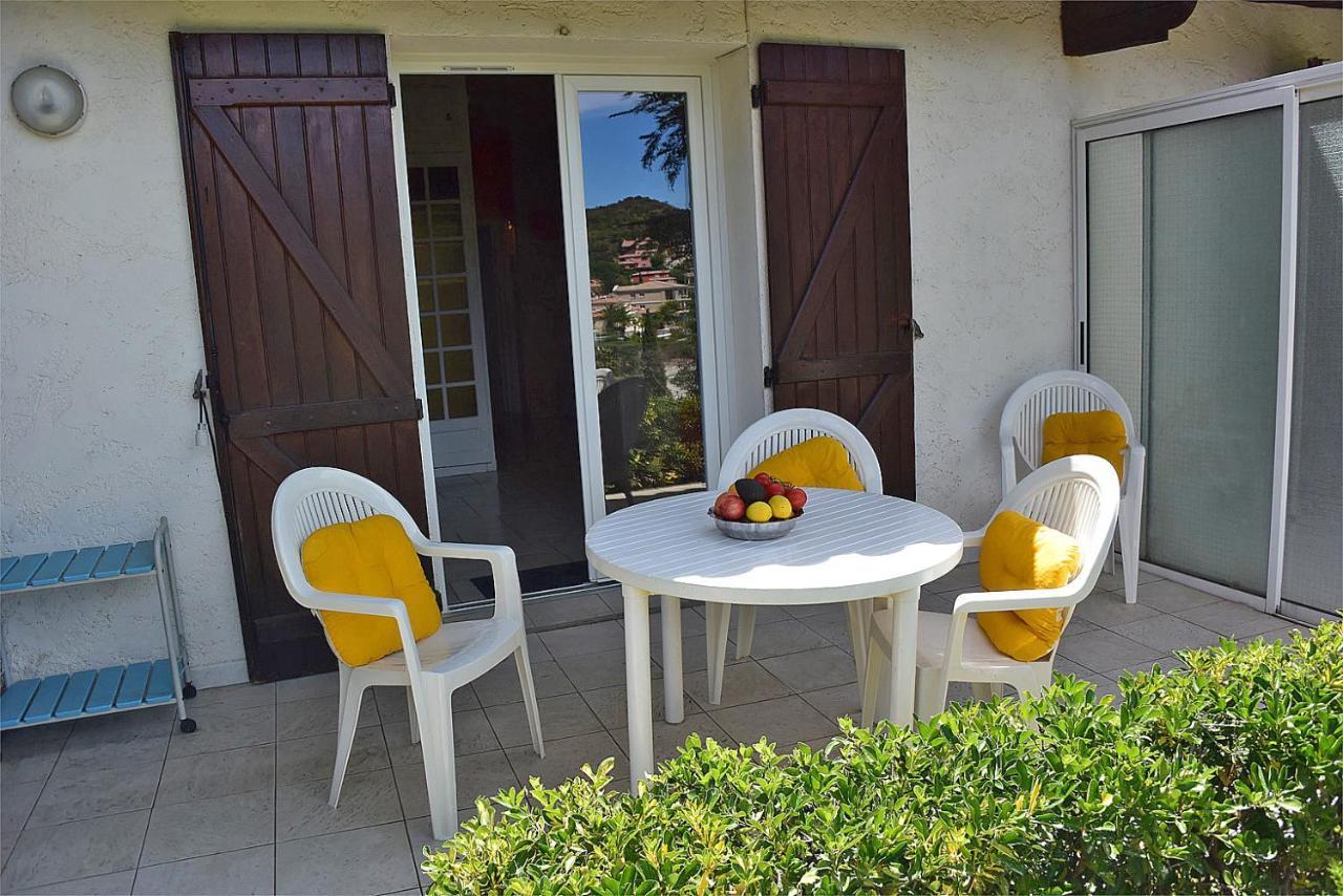 Appartements Dans Villa En Rez De Jardin Йер Экстерьер фото